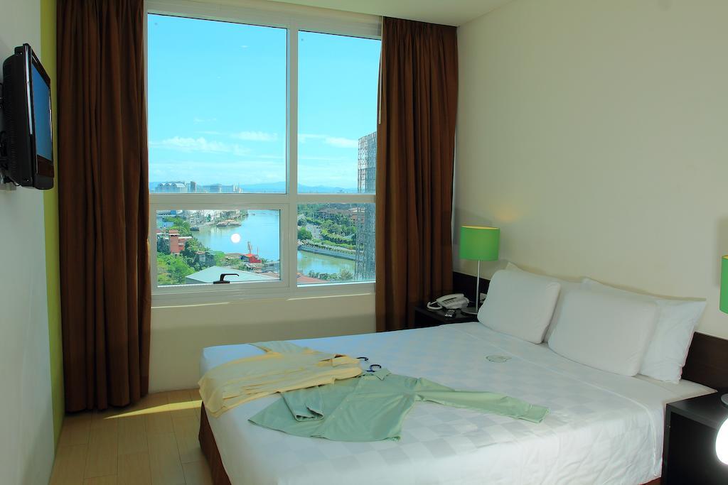 โรงแรมโก มันดาลูยอง Mandaluyong ห้อง รูปภาพ