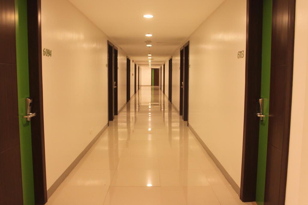 โรงแรมโก มันดาลูยอง Mandaluyong ภายนอก รูปภาพ