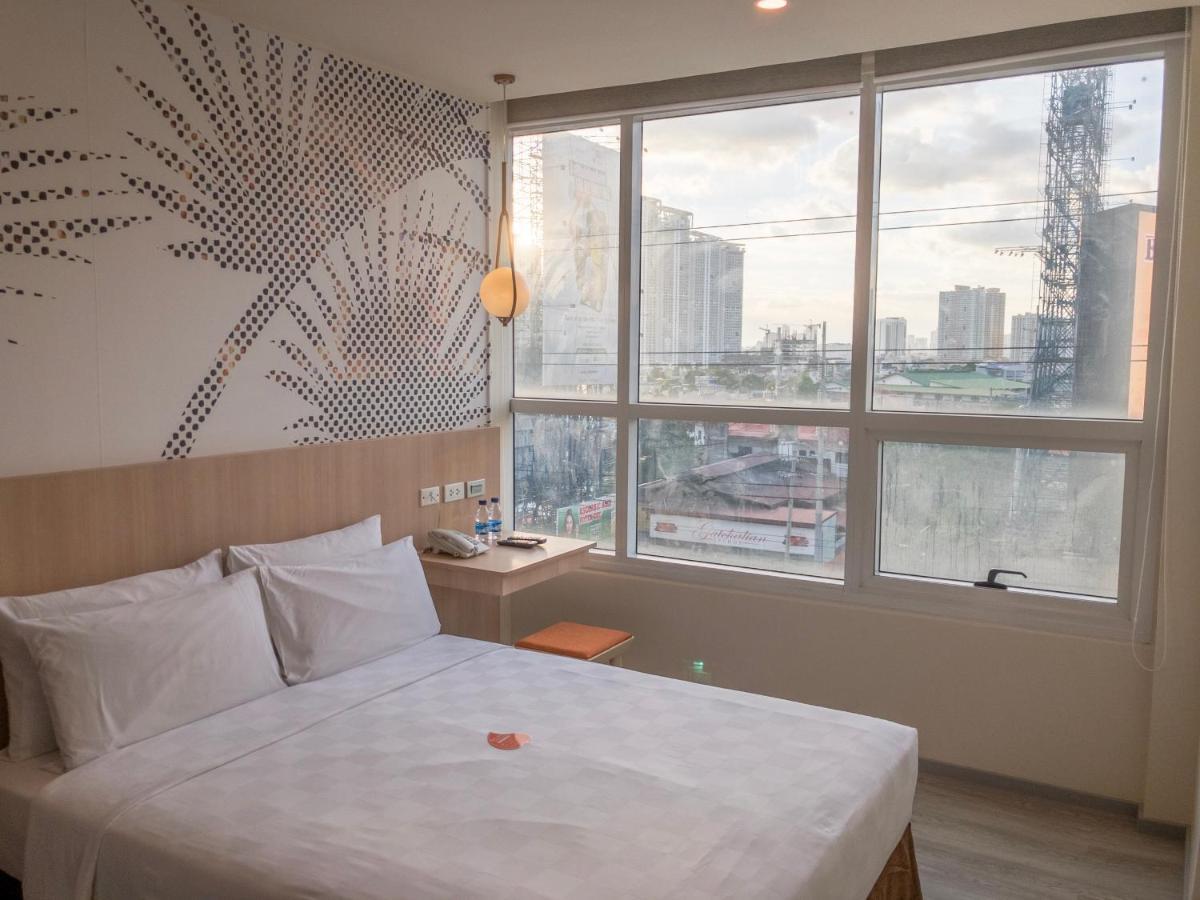 โรงแรมโก มันดาลูยอง Mandaluyong ภายนอก รูปภาพ