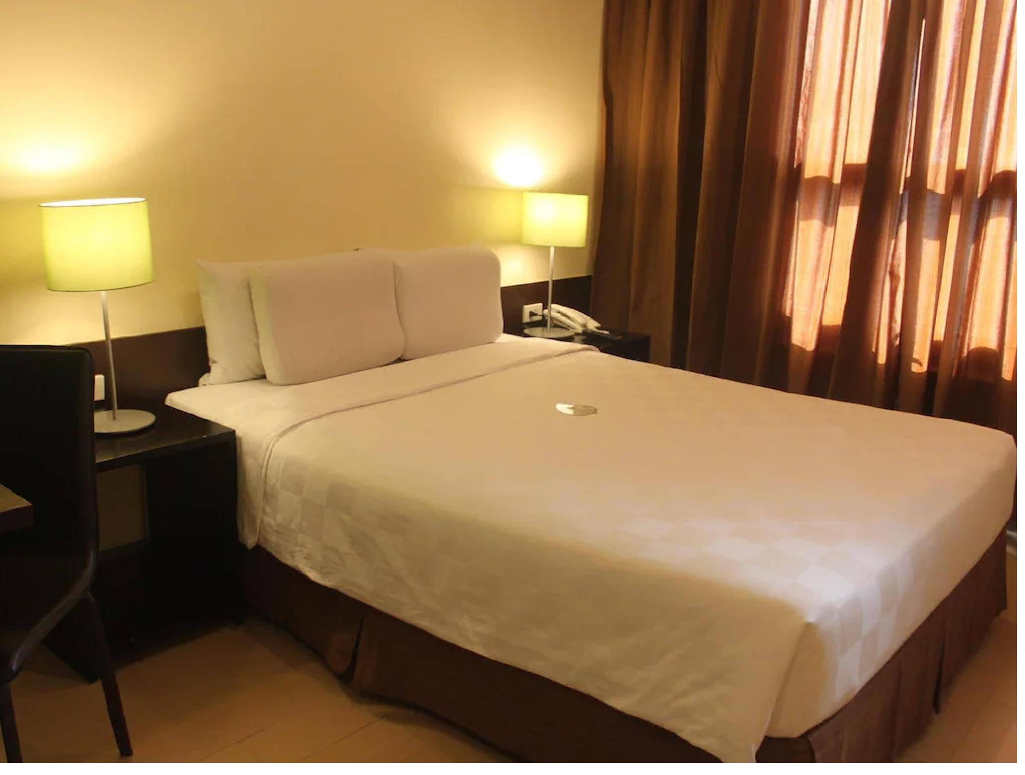 โรงแรมโก มันดาลูยอง Mandaluyong ภายนอก รูปภาพ