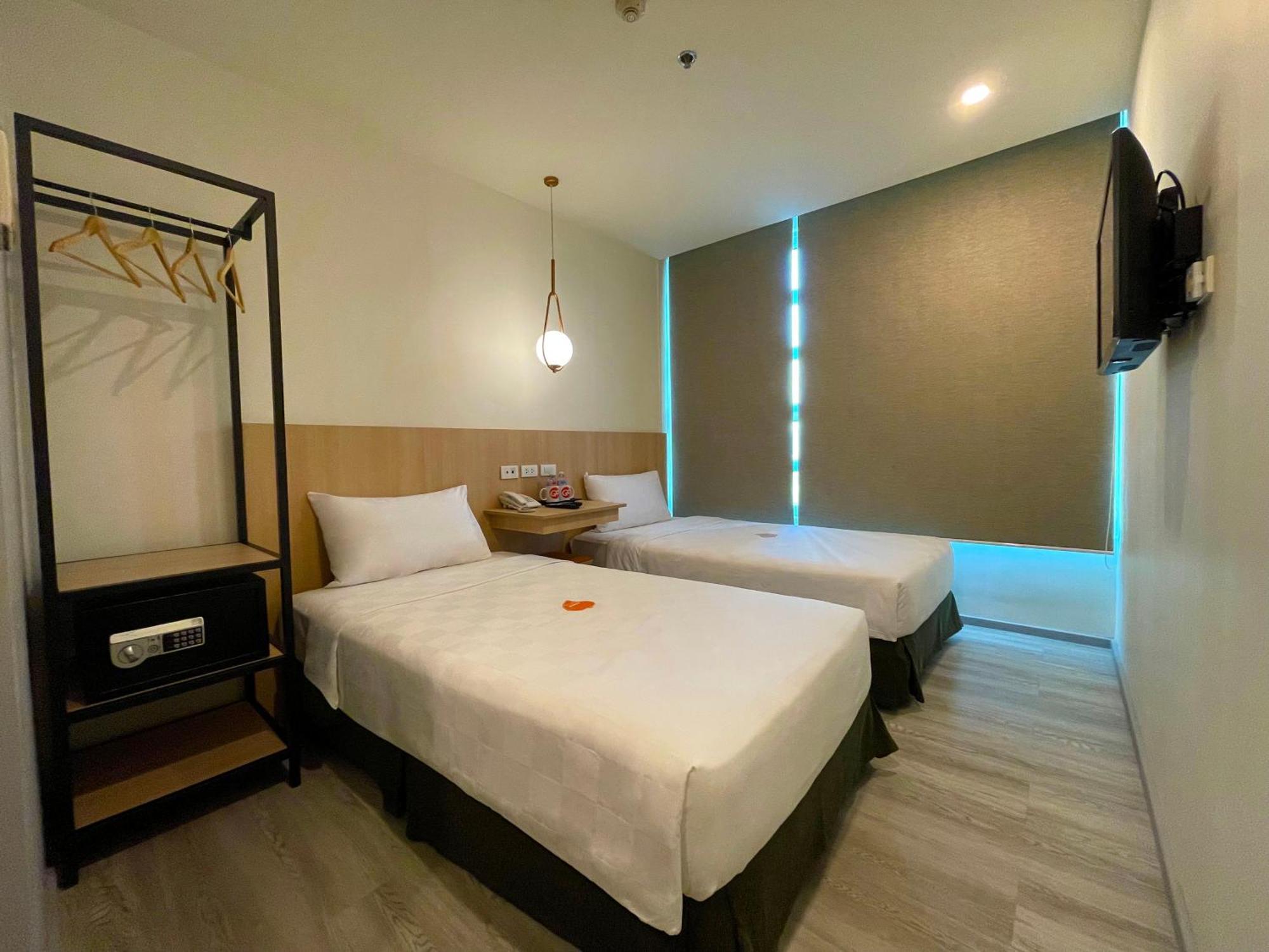 โรงแรมโก มันดาลูยอง Mandaluyong ภายนอก รูปภาพ