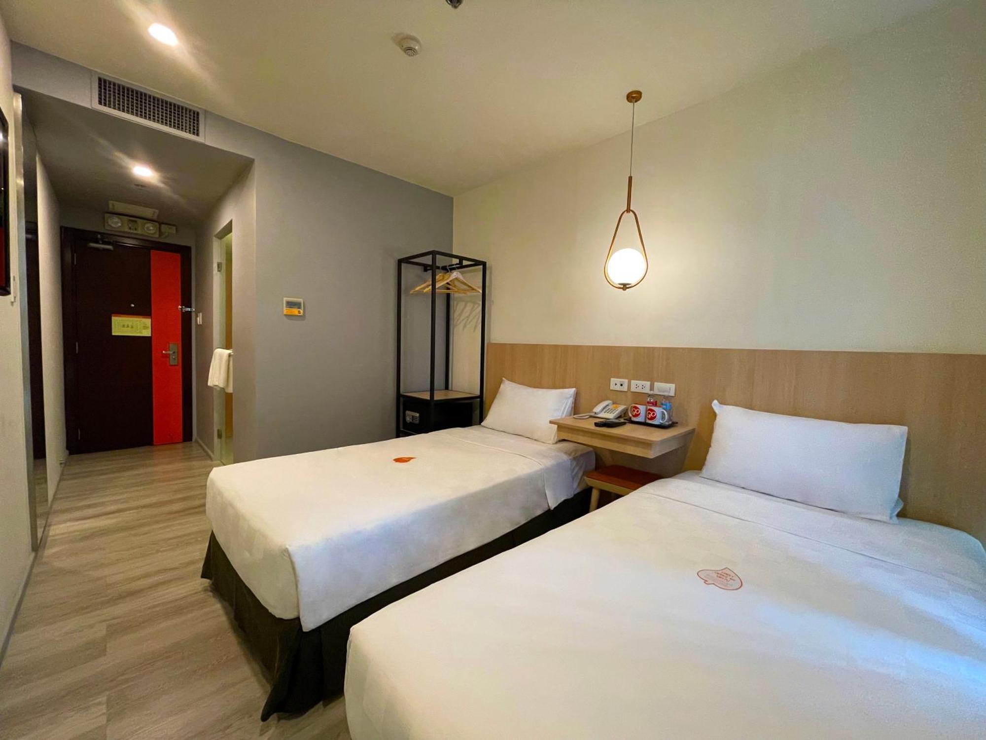 โรงแรมโก มันดาลูยอง Mandaluyong ภายนอก รูปภาพ