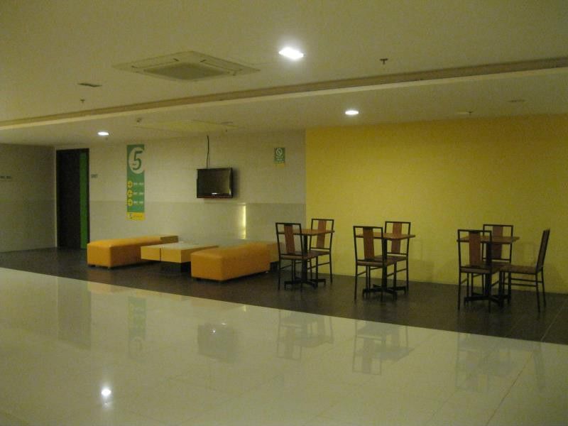 โรงแรมโก มันดาลูยอง Mandaluyong ภายนอก รูปภาพ