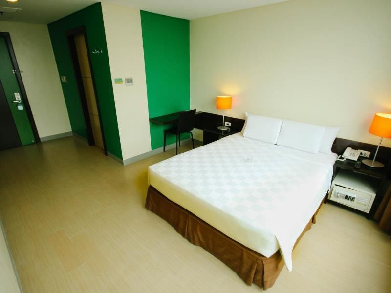 โรงแรมโก มันดาลูยอง Mandaluyong ภายนอก รูปภาพ