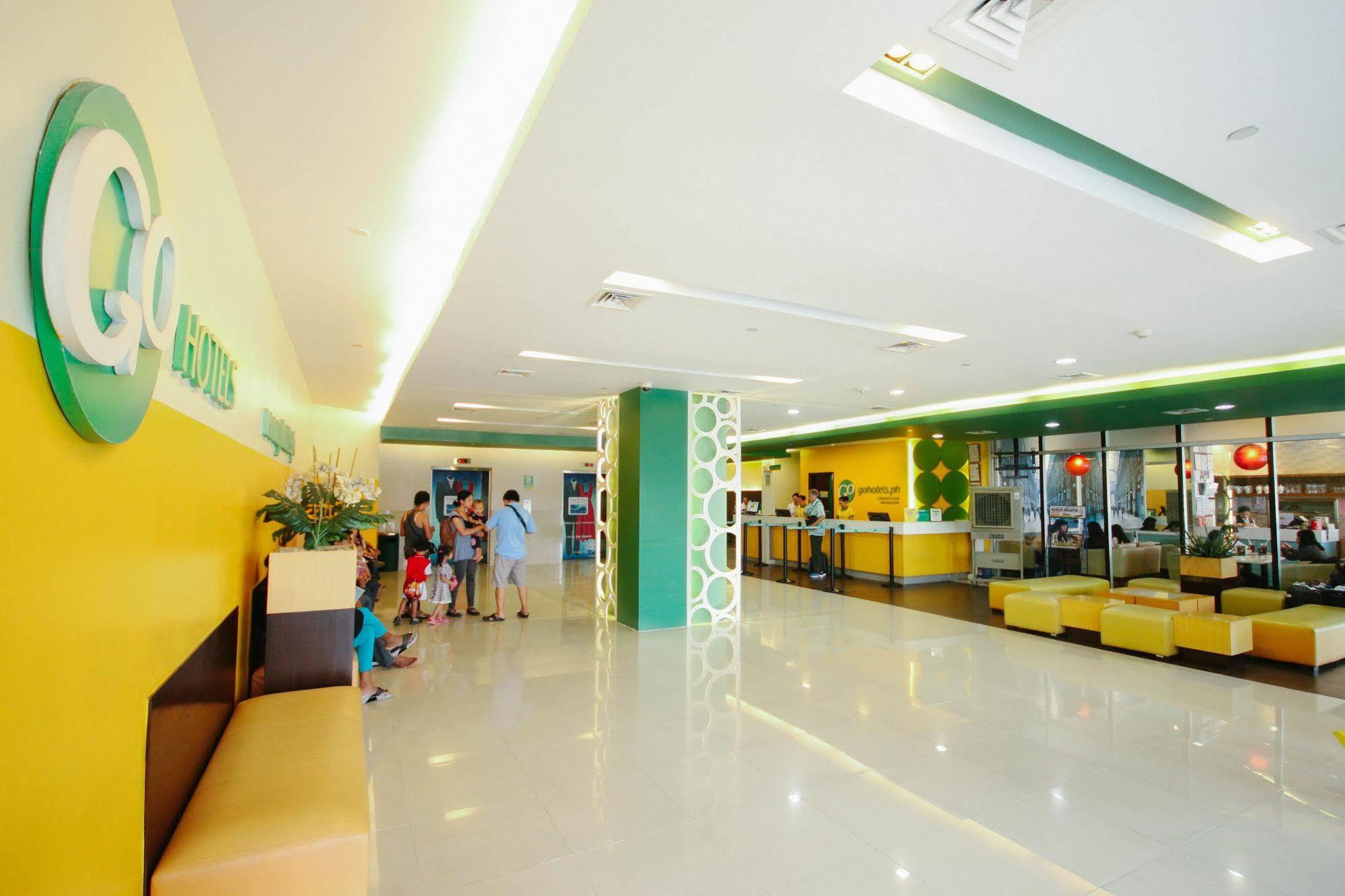 โรงแรมโก มันดาลูยอง Mandaluyong ภายนอก รูปภาพ